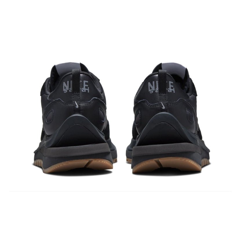 Nike Vaporwaffle Sacai 'Black Gum'